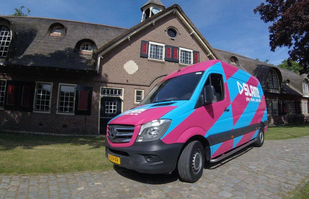 Bestelwagen stickers ⇒ Zelf plakken of laten plakken Auto Sticker Totaal